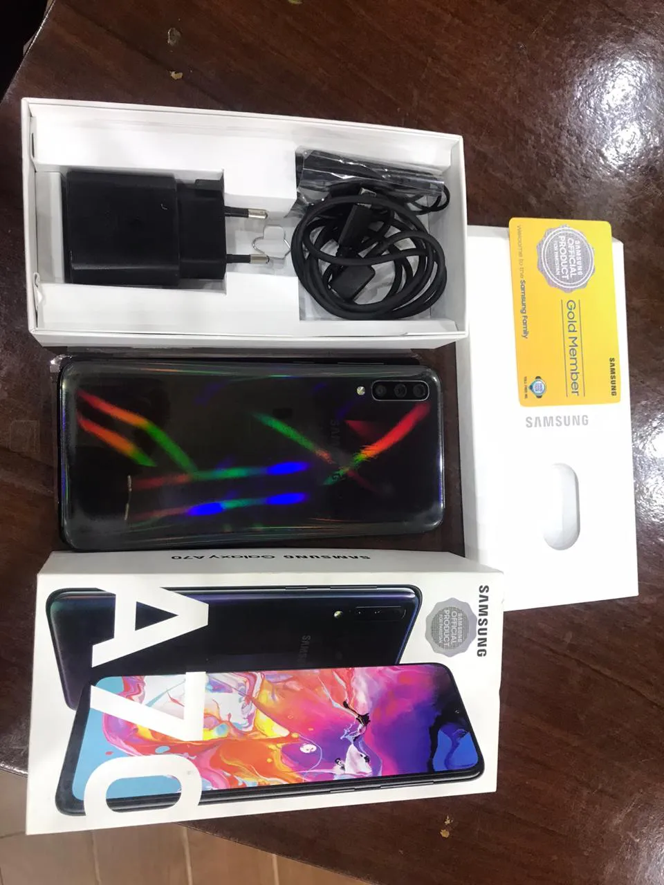Samsung Galaxy A70 - photo 1