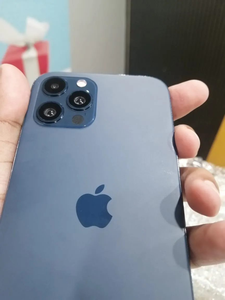 iphone 12 pro max - photo 2