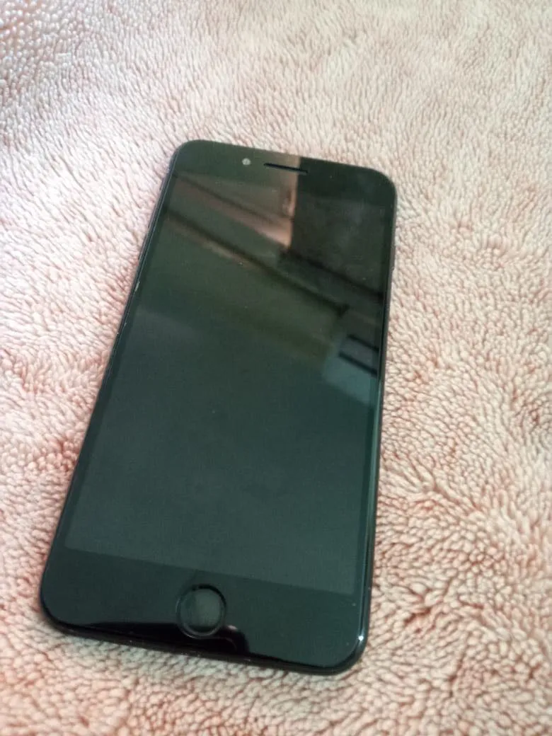 Apple iPhone 7 Plus 32gb with box (PTA Approved) - photo 1