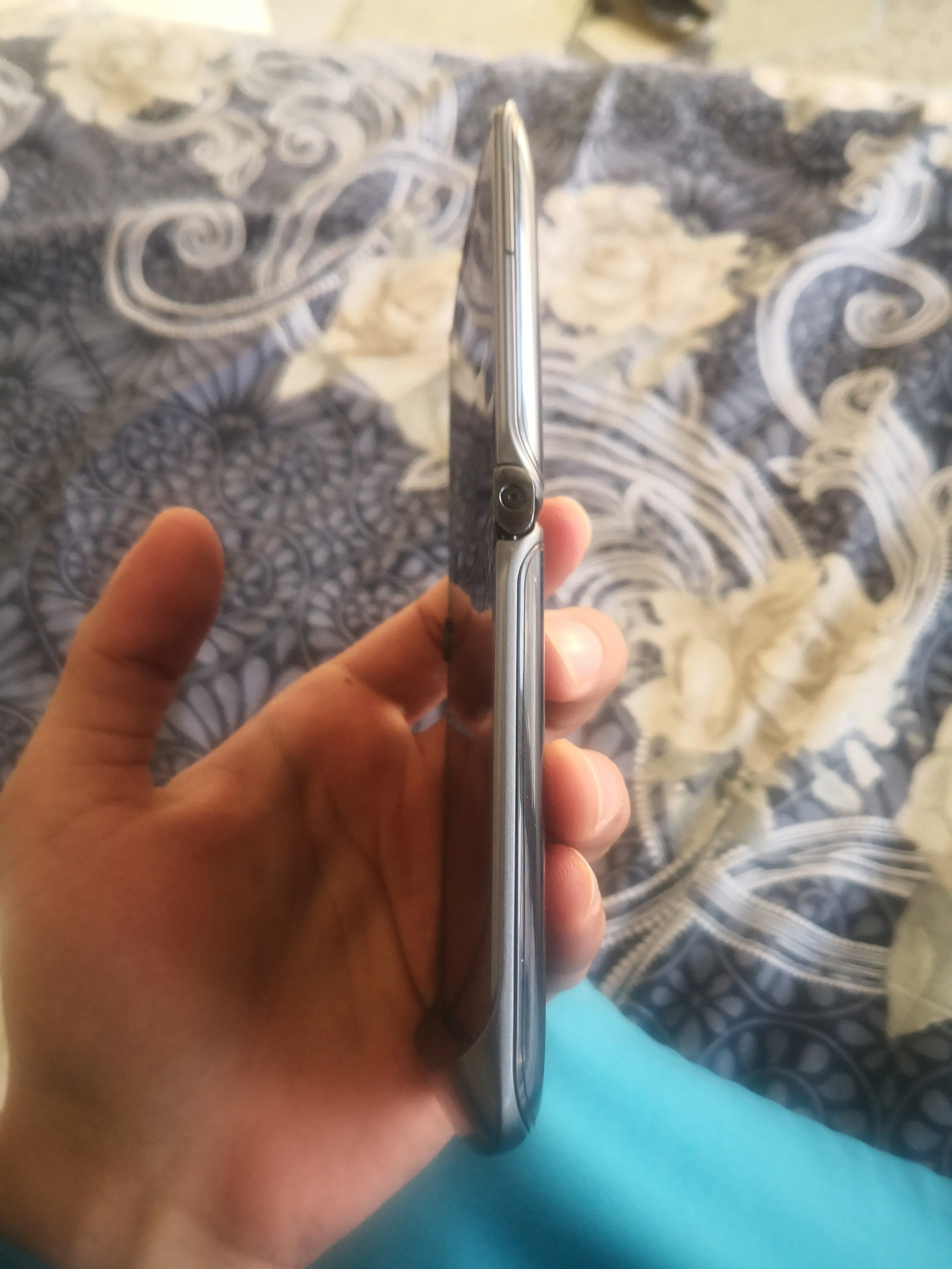 Motorola Moto razr 5G - photo 1