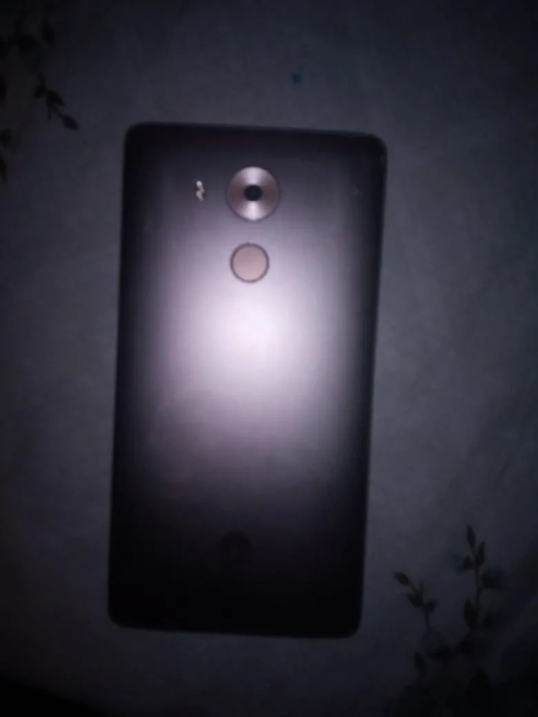 huwaie mate8 - photo 1