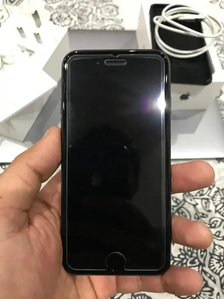 iPhone SE 2020 64GB (Complete Box) - photo 2