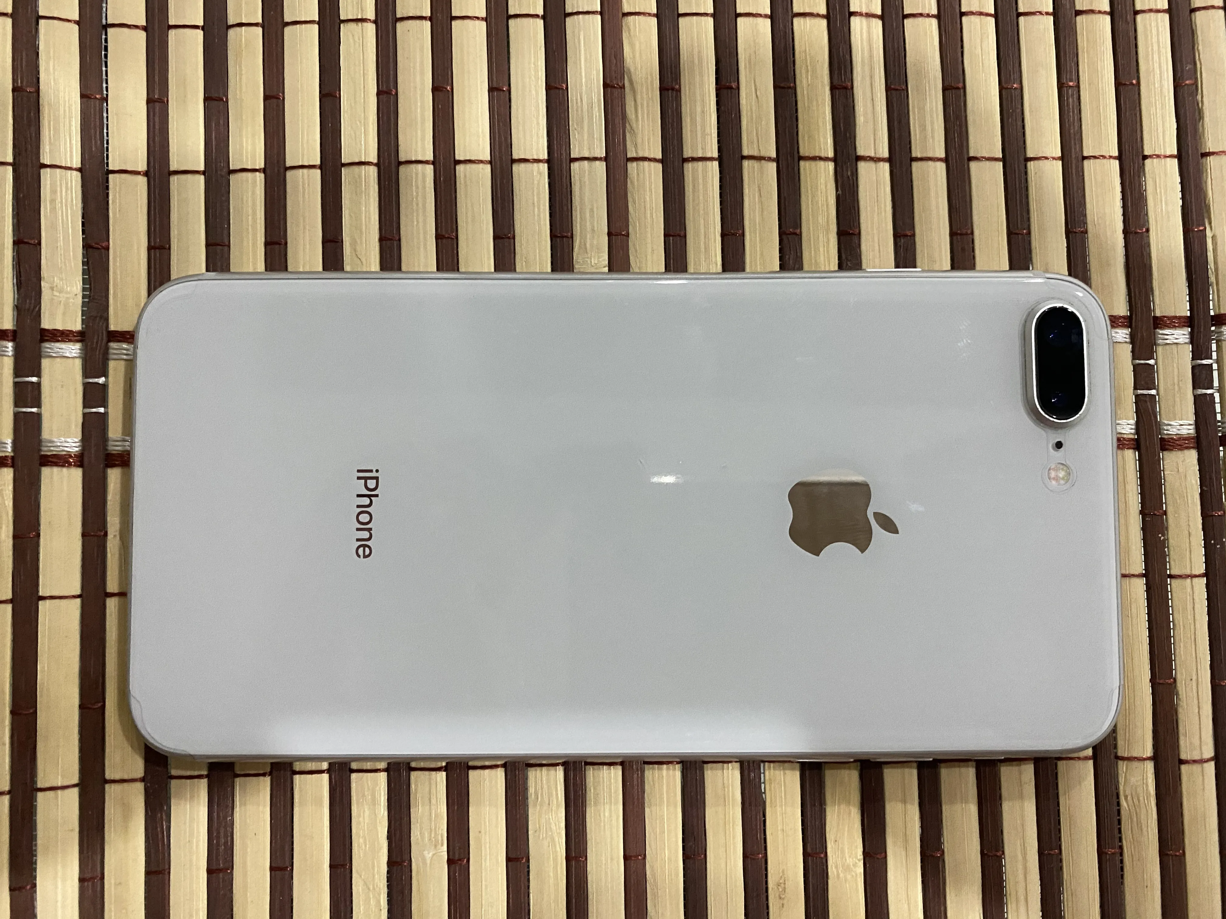 Iphone 8 plus 64gb PTA white - photo 2