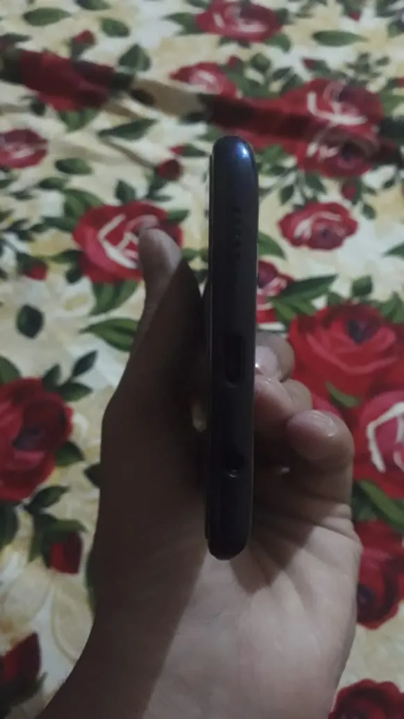 Samsung Galaxy A20 - photo 3