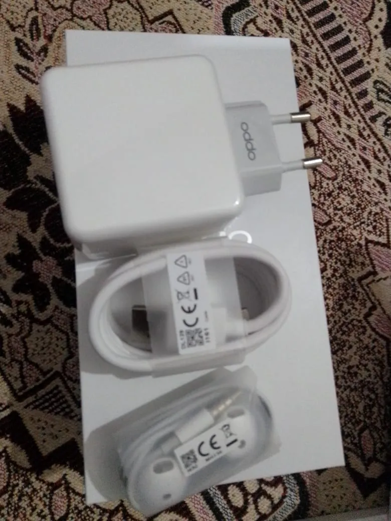 Oppo Reno 4 - photo 3