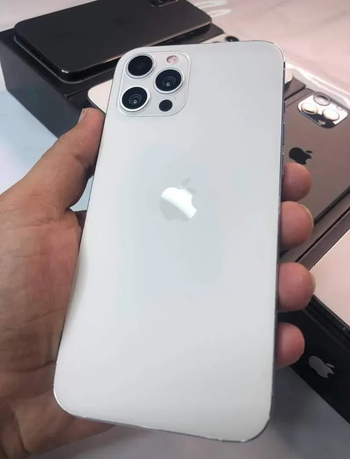 iPhone 12 pro max Master Copy - photo 3