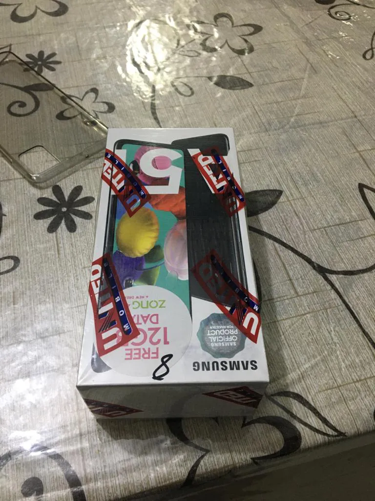 samsung A51 new 1 month used - photo 2