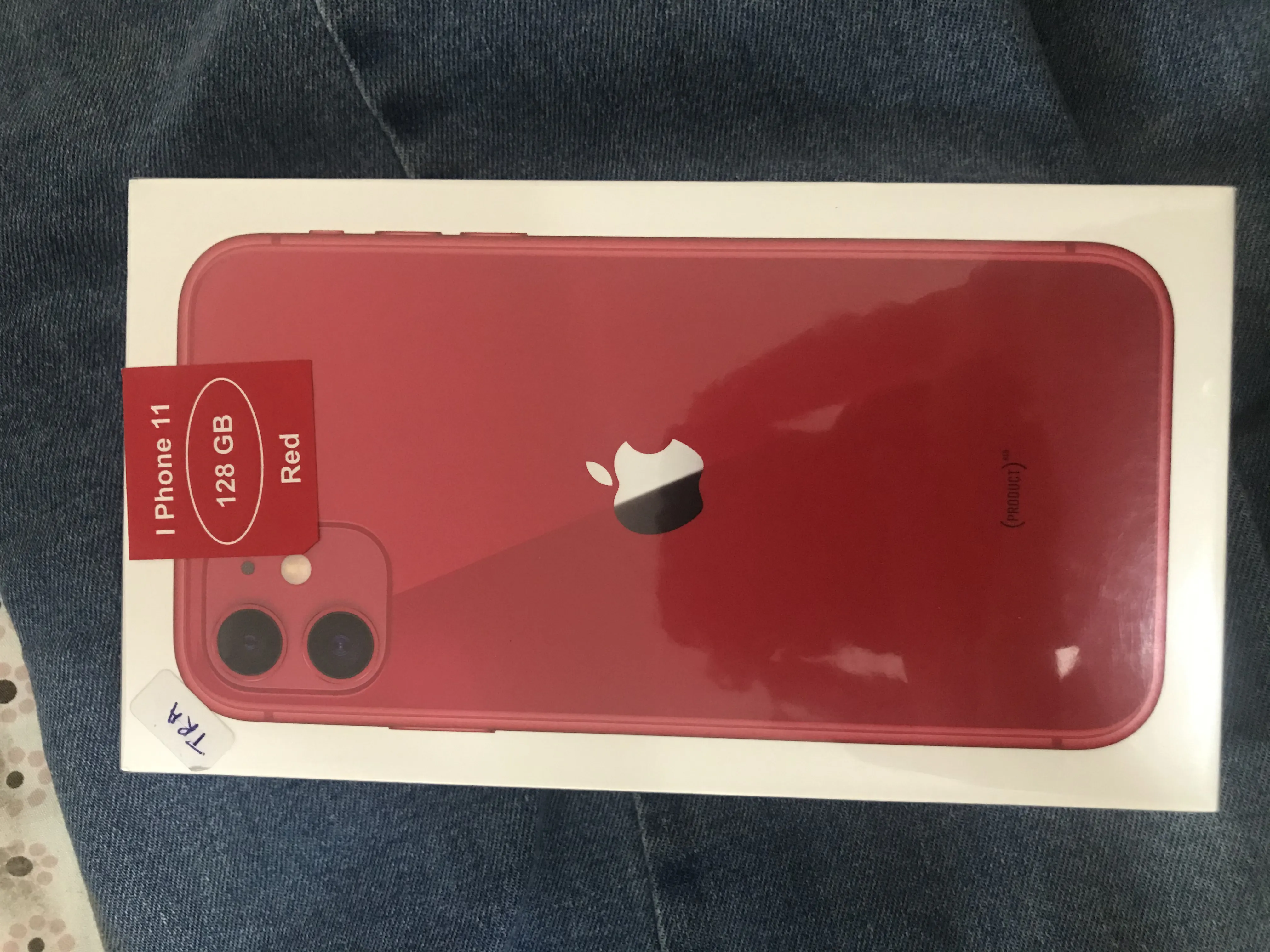 iphone 11 128gb UAE version - photo 1