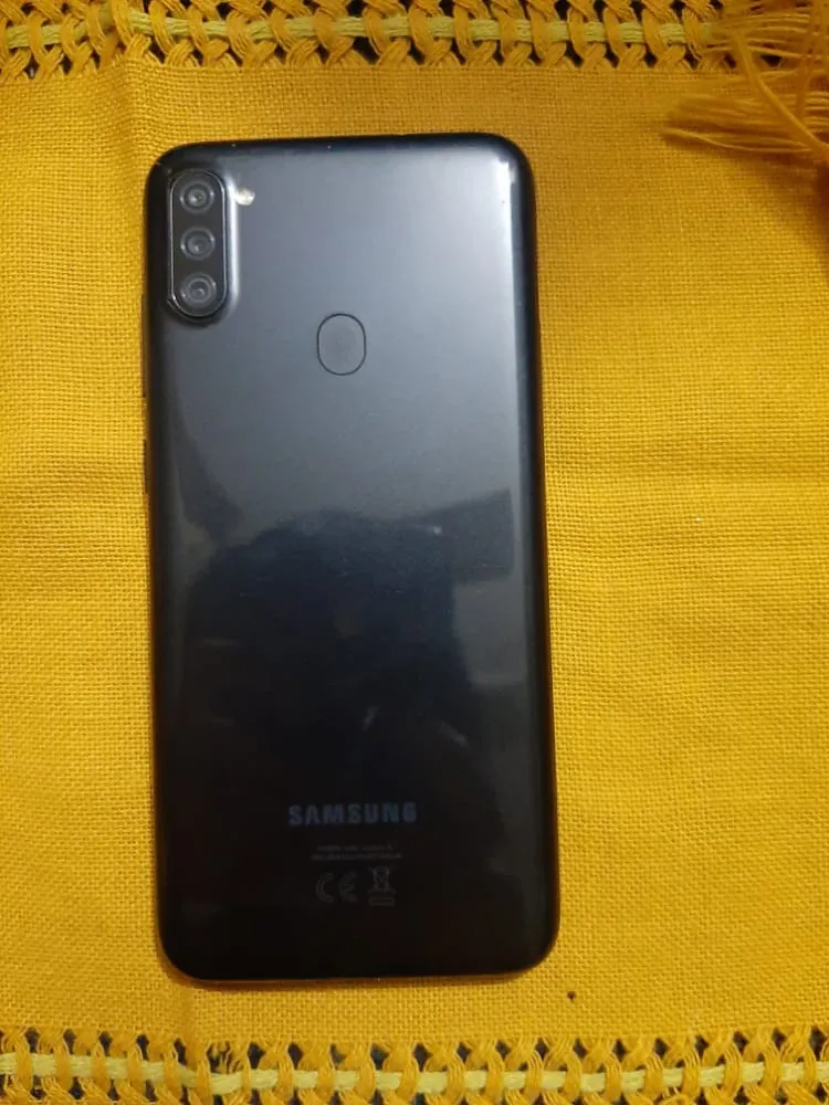 Samsung A11 - photo 2