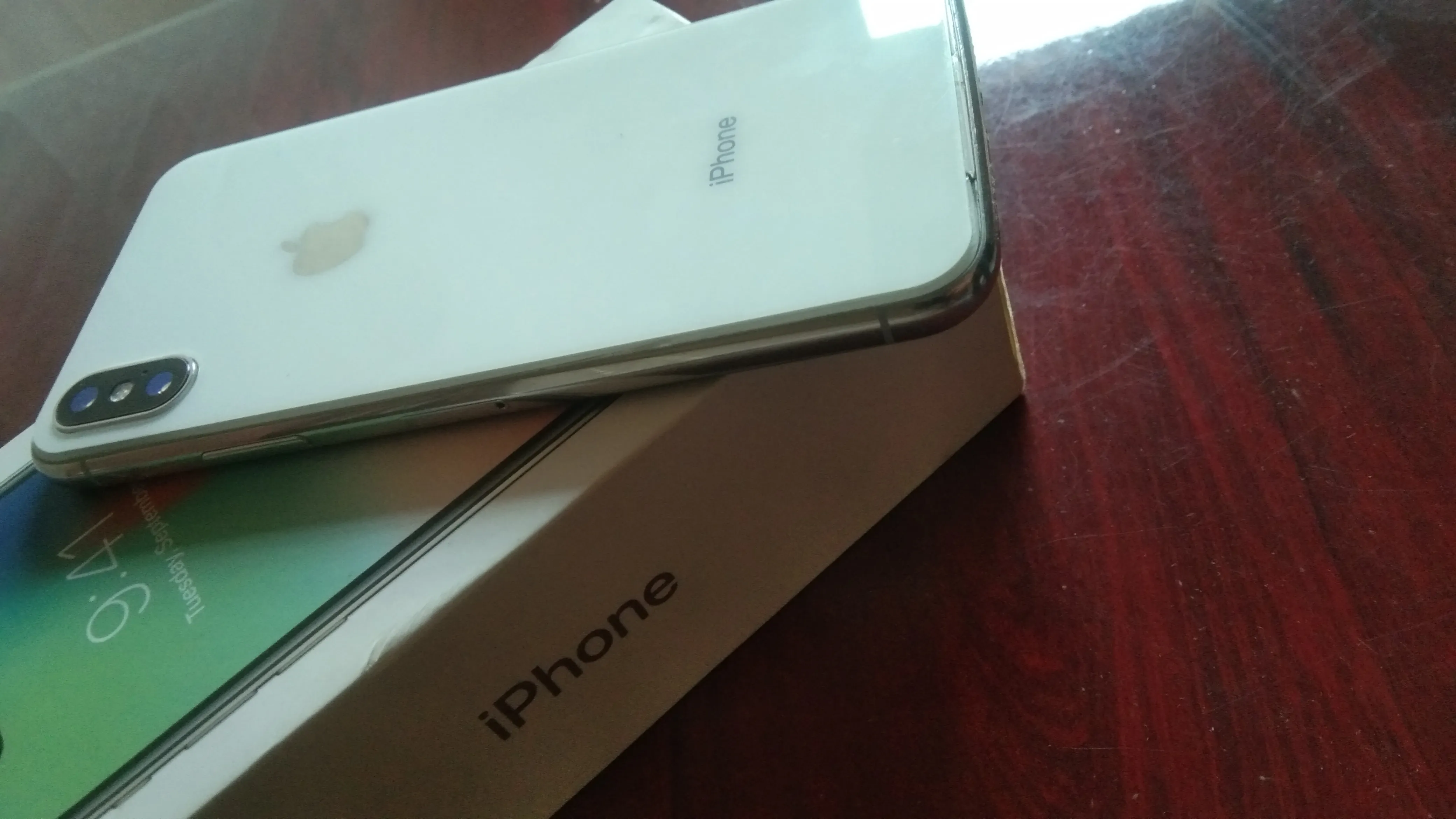 Iphone X - photo 1