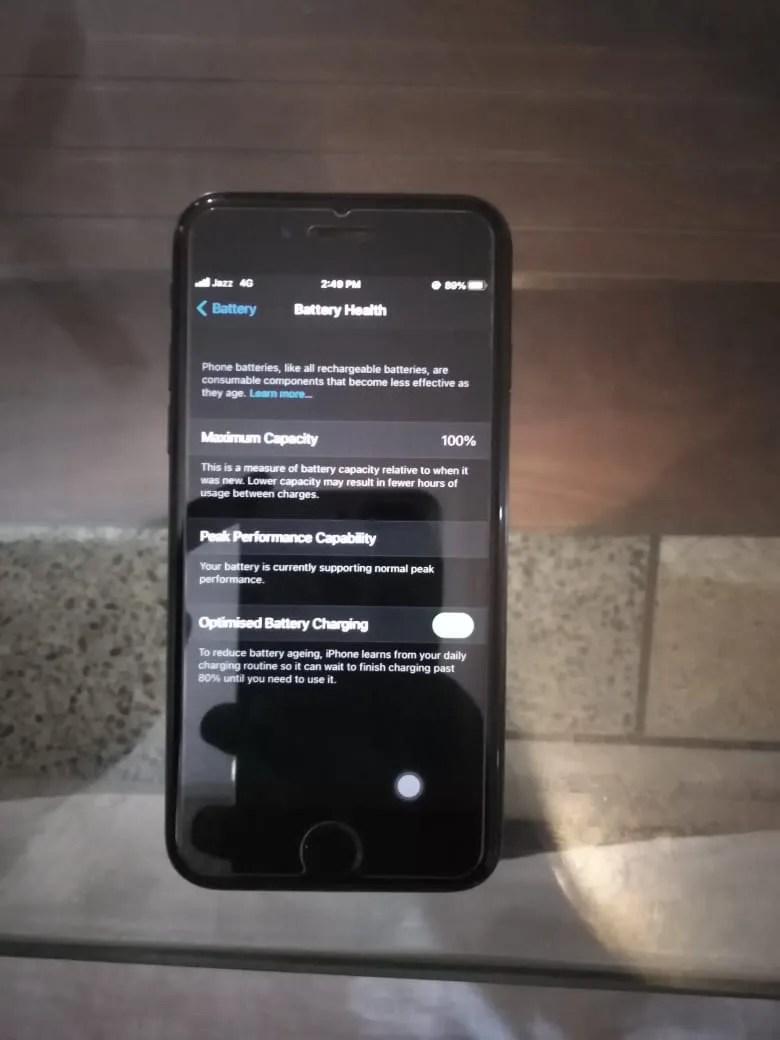 iPhone 7 32 GB with original Accessories and Box - photo 2