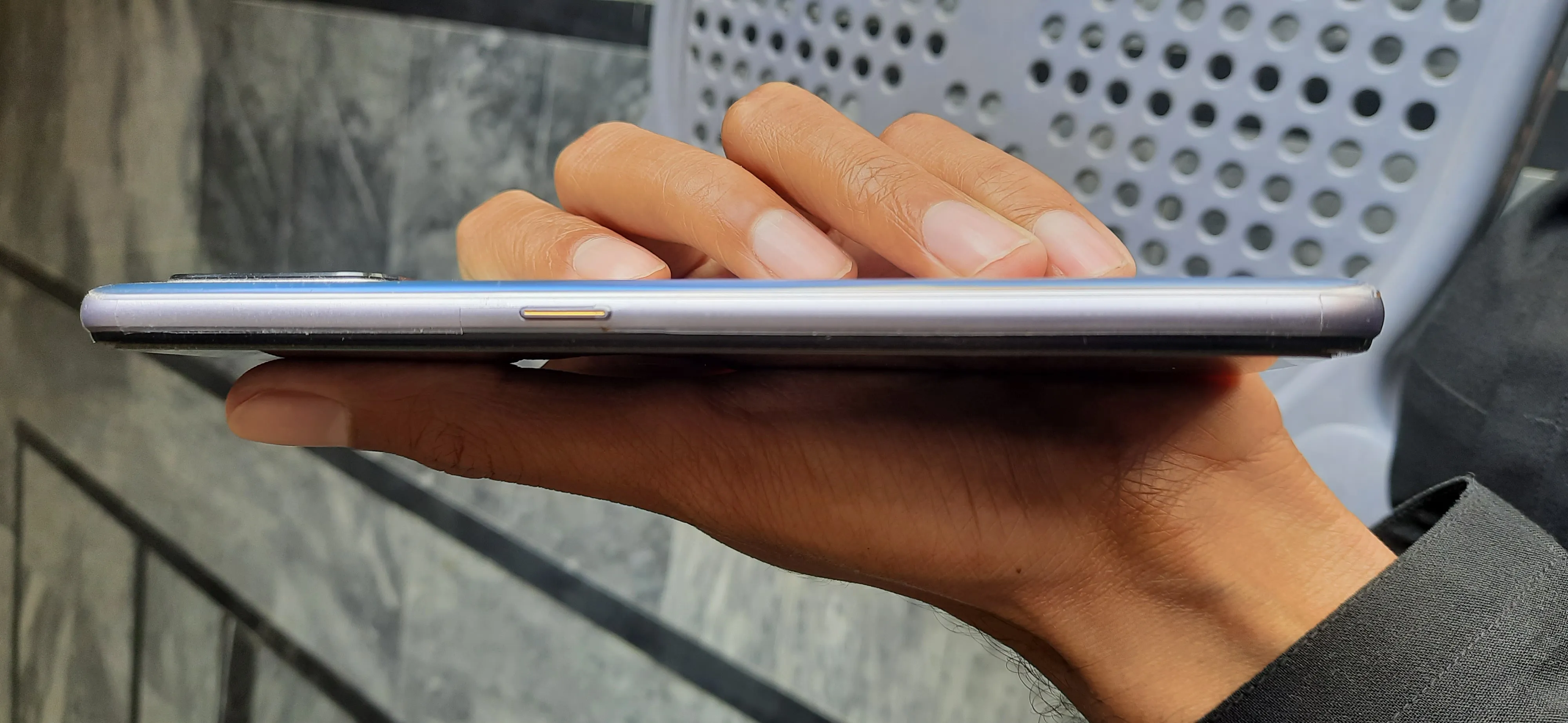 Realme Q2 pro dual sim 5G super Amoled display 65W PTA - photo 3