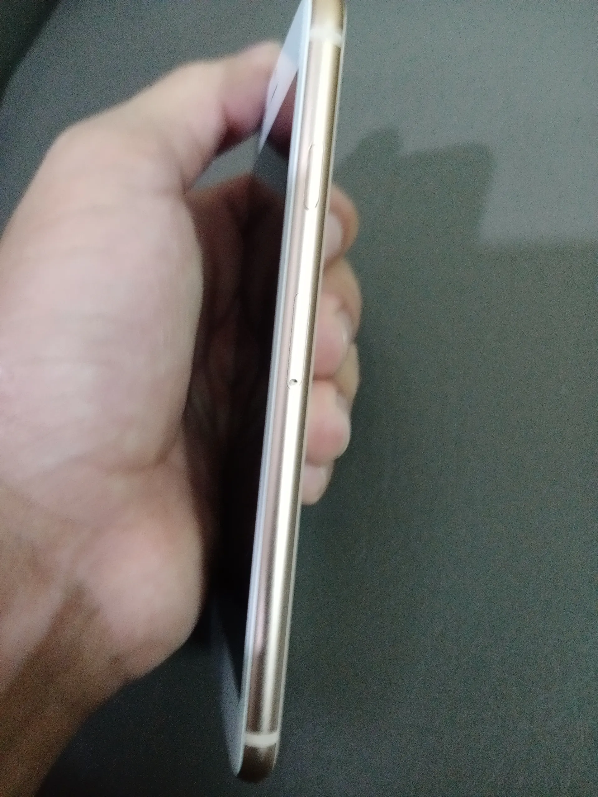iphone 8 64 GB copper gold - photo 1