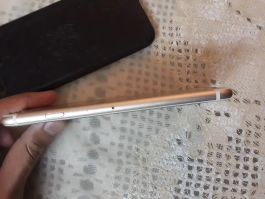 iPhone 6 16Gb - photo 2