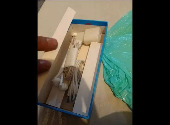 Tecno spark 6 Plus with 4/64 GB and also have 10 months warrenty - photo 3