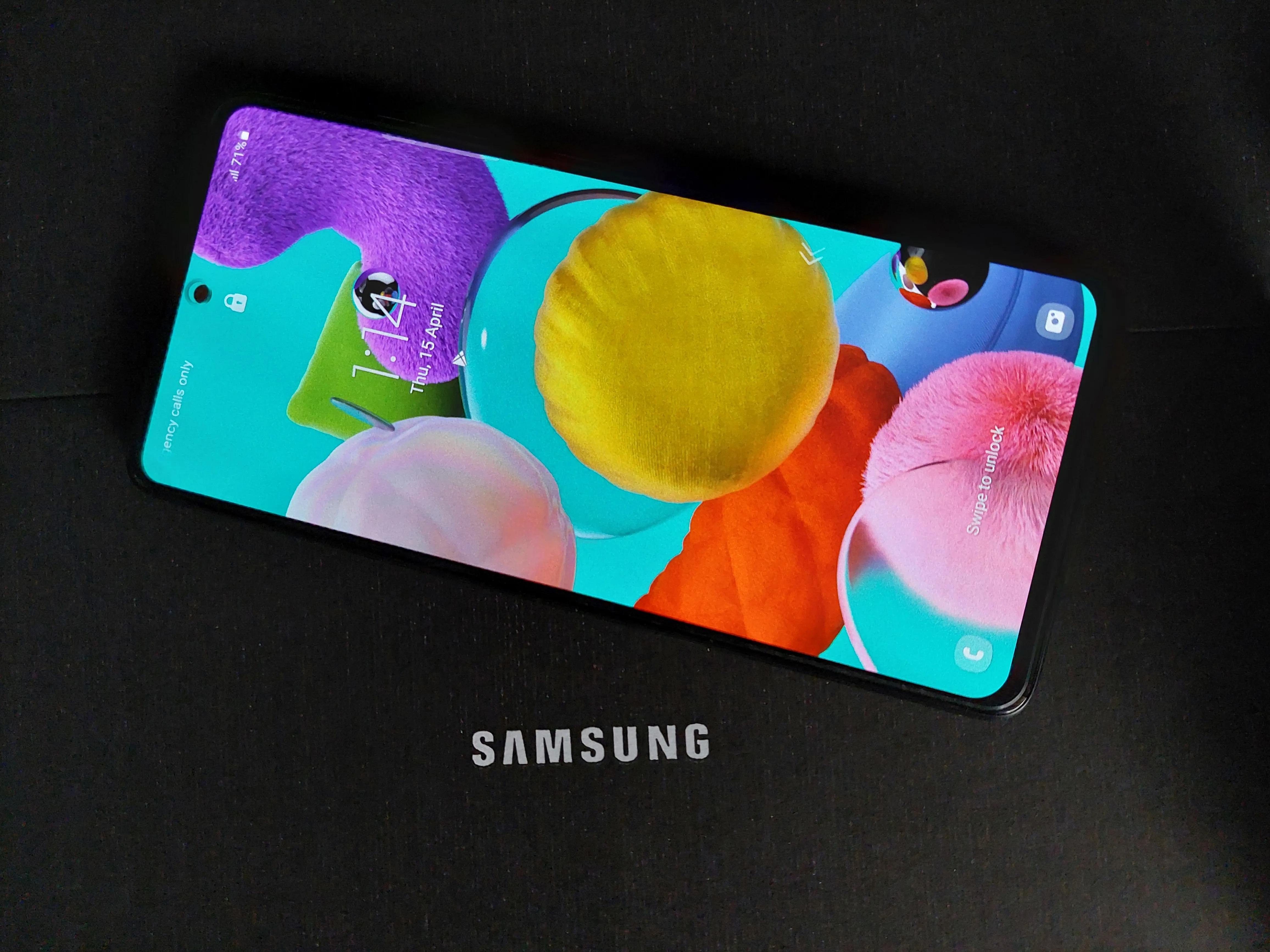 Samsung Galaxy A51 - photo 1