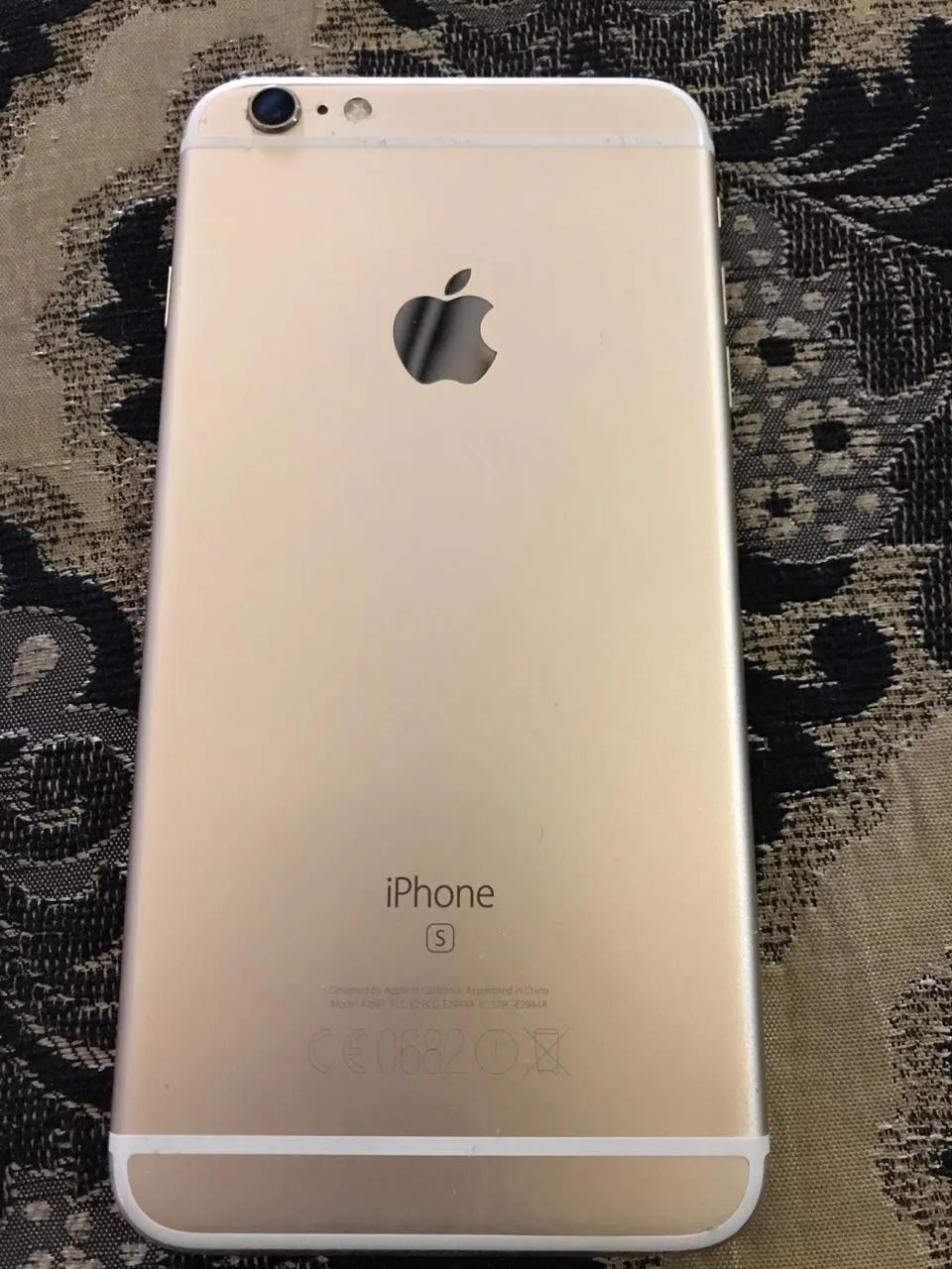 iPhone 6s plus - photo 1