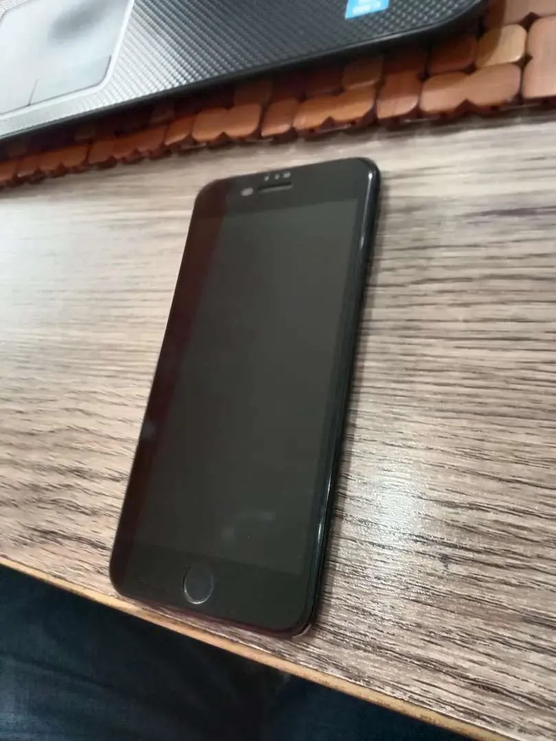 IPhone 7 Plus 128 Gb Black Colour - photo 1