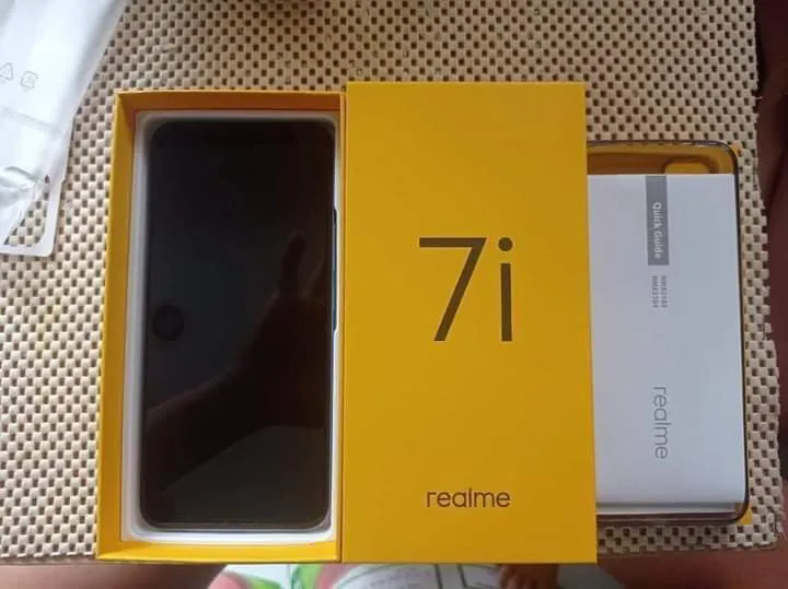 Realme 7i just box Open
