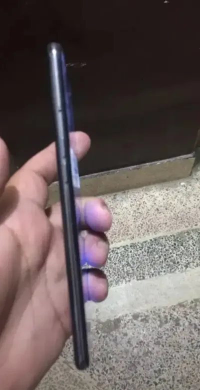 Oppo f17 pro Black Colour - photo 3