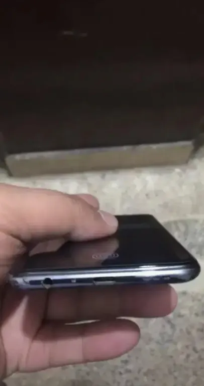 Oppo f17 pro Black Colour - photo 1