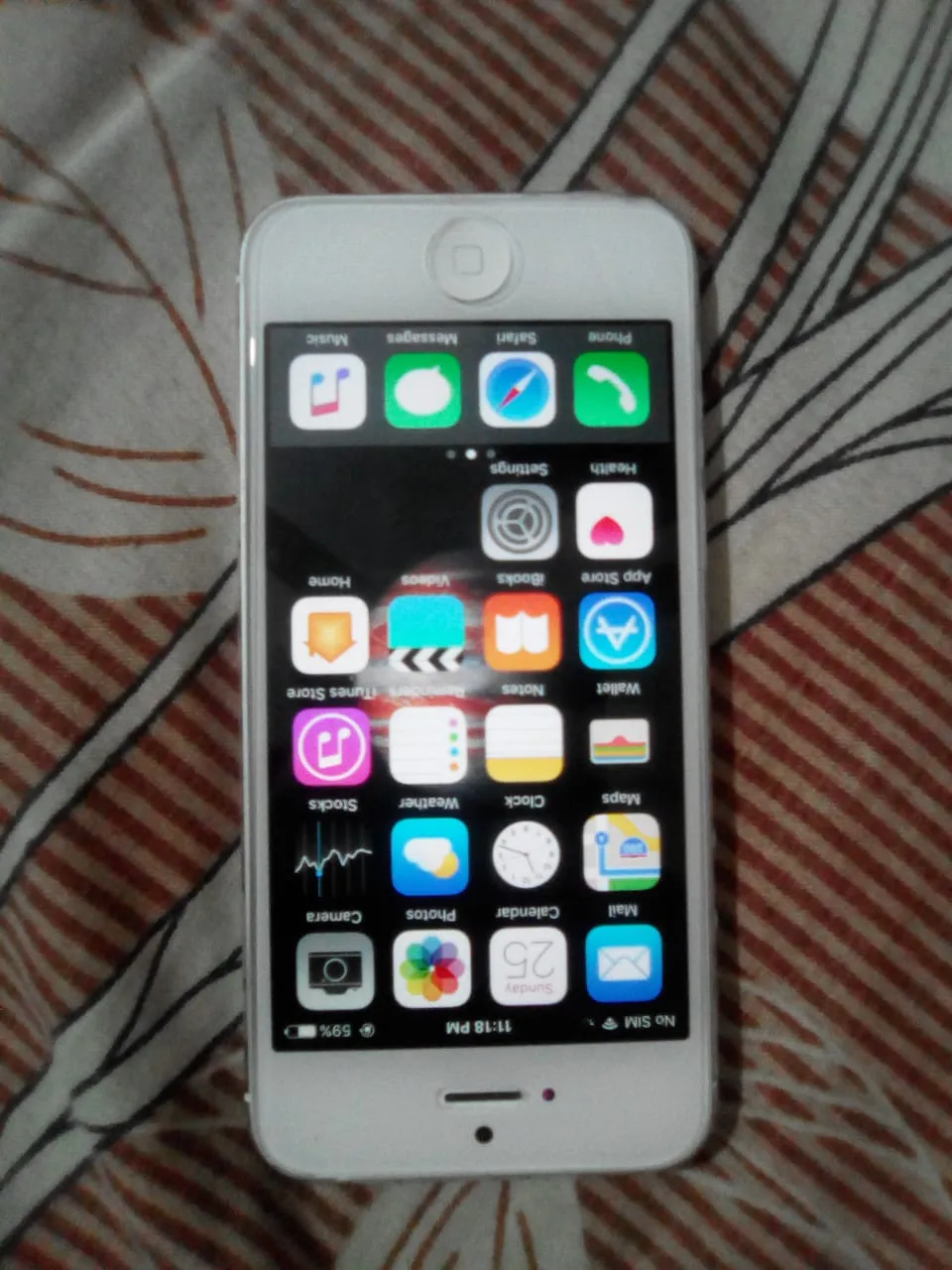 iphone 5 - photo 1