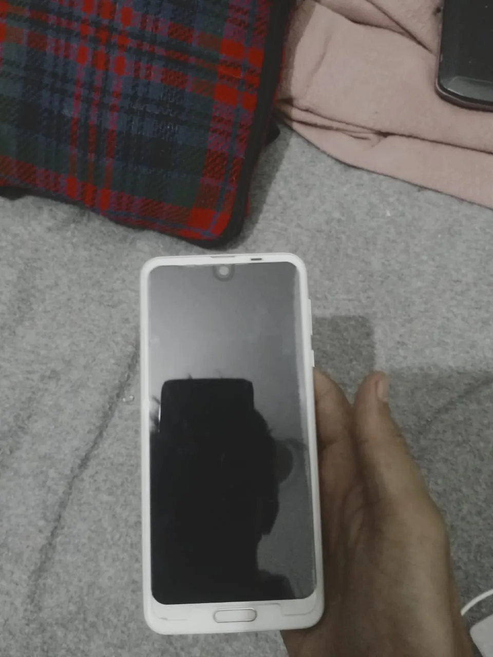 Sharp Aqous R2 - photo 2
