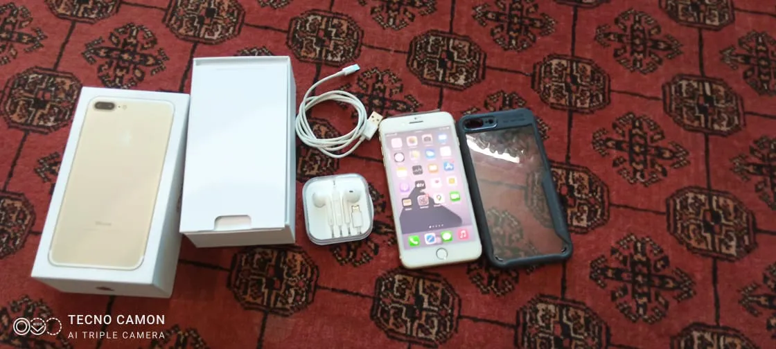 iPhone 7 plus 256gb complete box gold color - photo 1