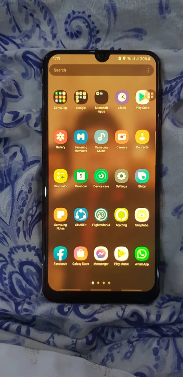 samsung A50 128GB - photo 1