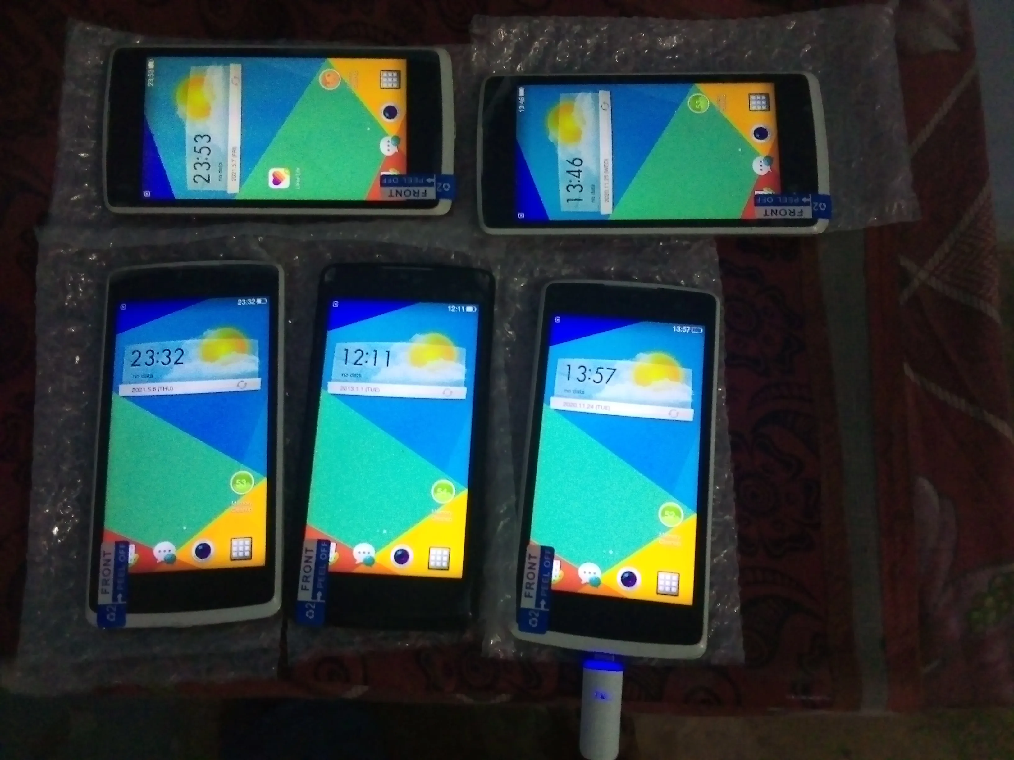 oppo R 2017 - photo 2