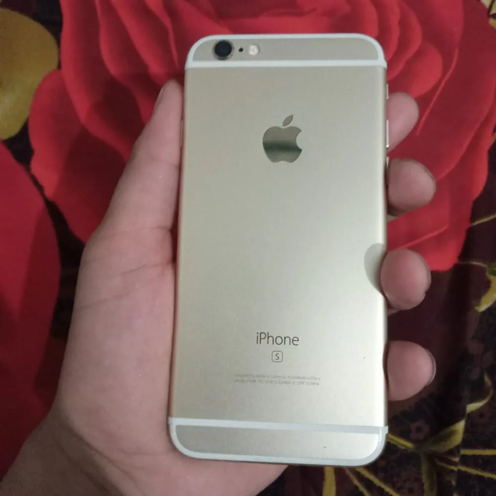 iPhone 6s 16gb 10 by 9 no issues all ok - photo 1