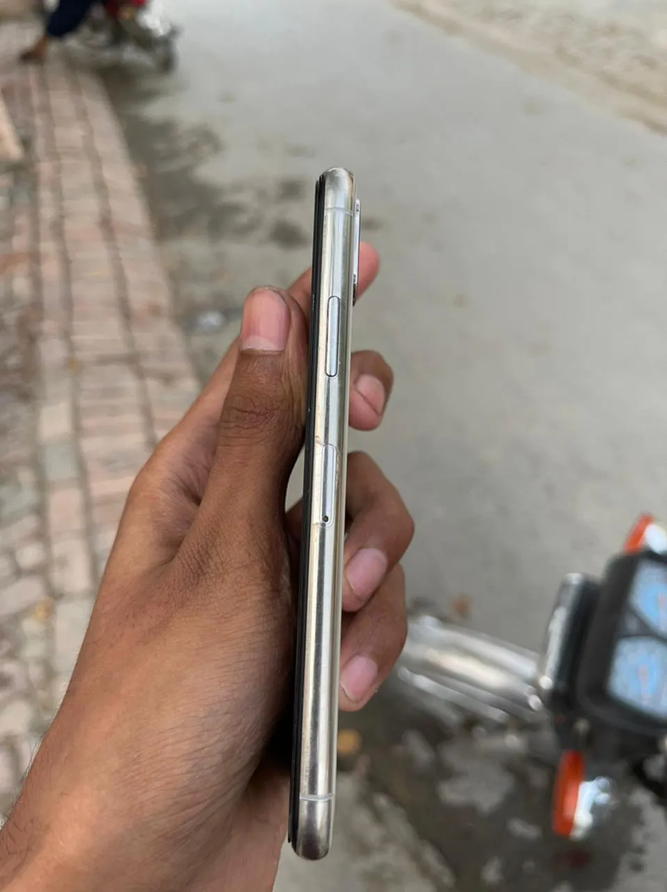 Iphone X - photo 1
