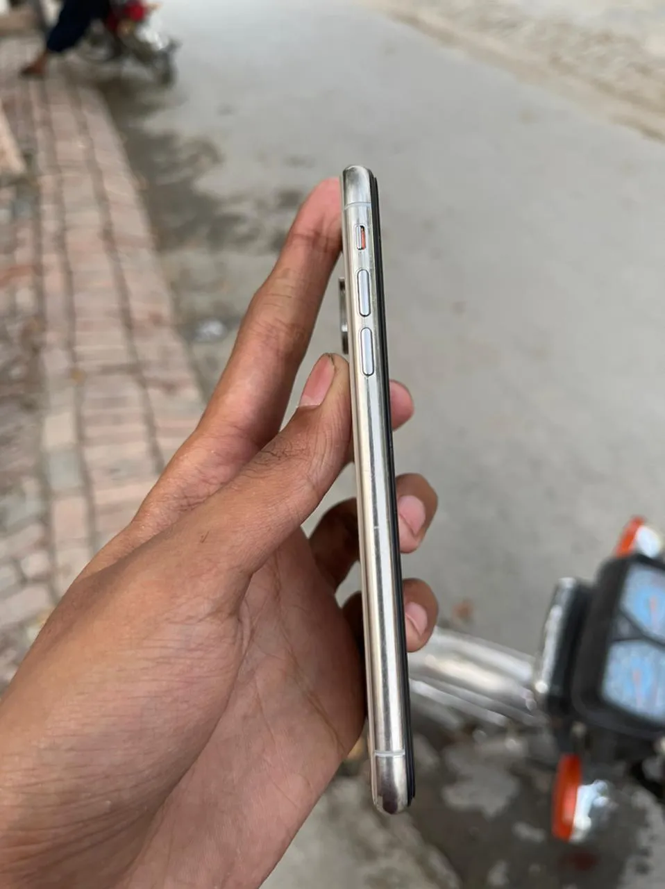 Iphone X - photo 2