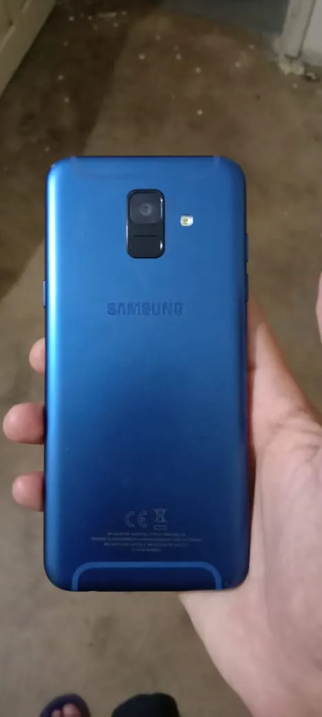 samsung A6 (4/64gb) - photo 1
