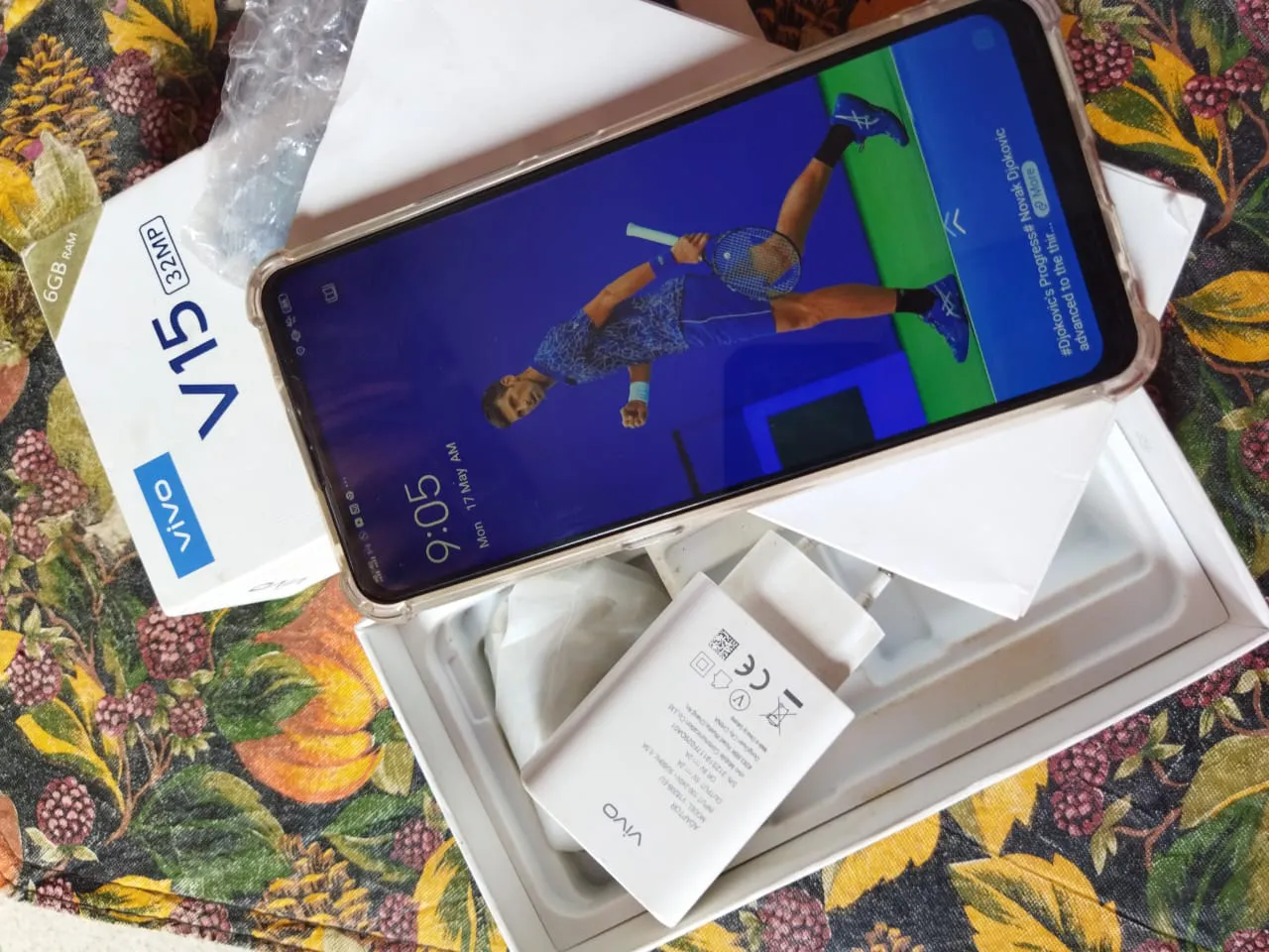 Vivo V15 sale 6/64 with complete box - photo 1