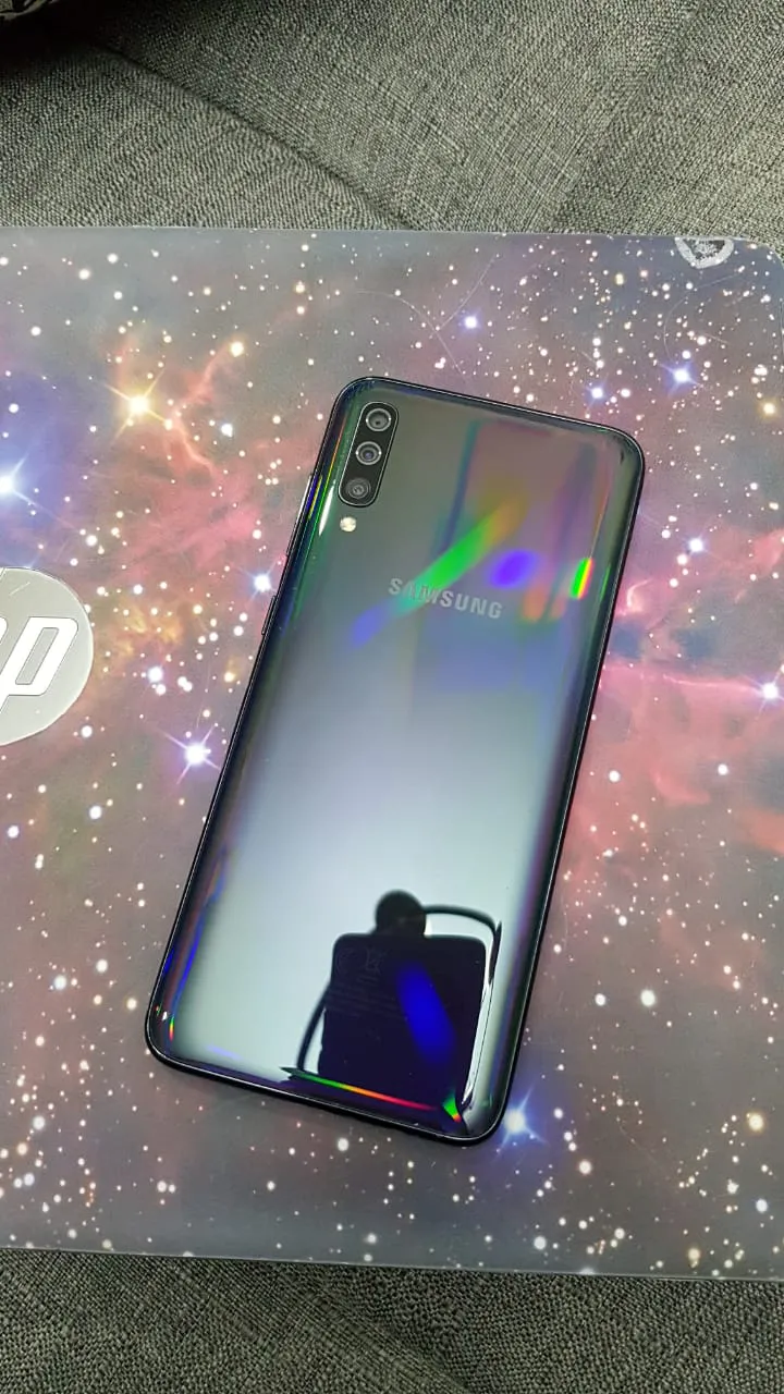 Galaxy A70 - photo 1