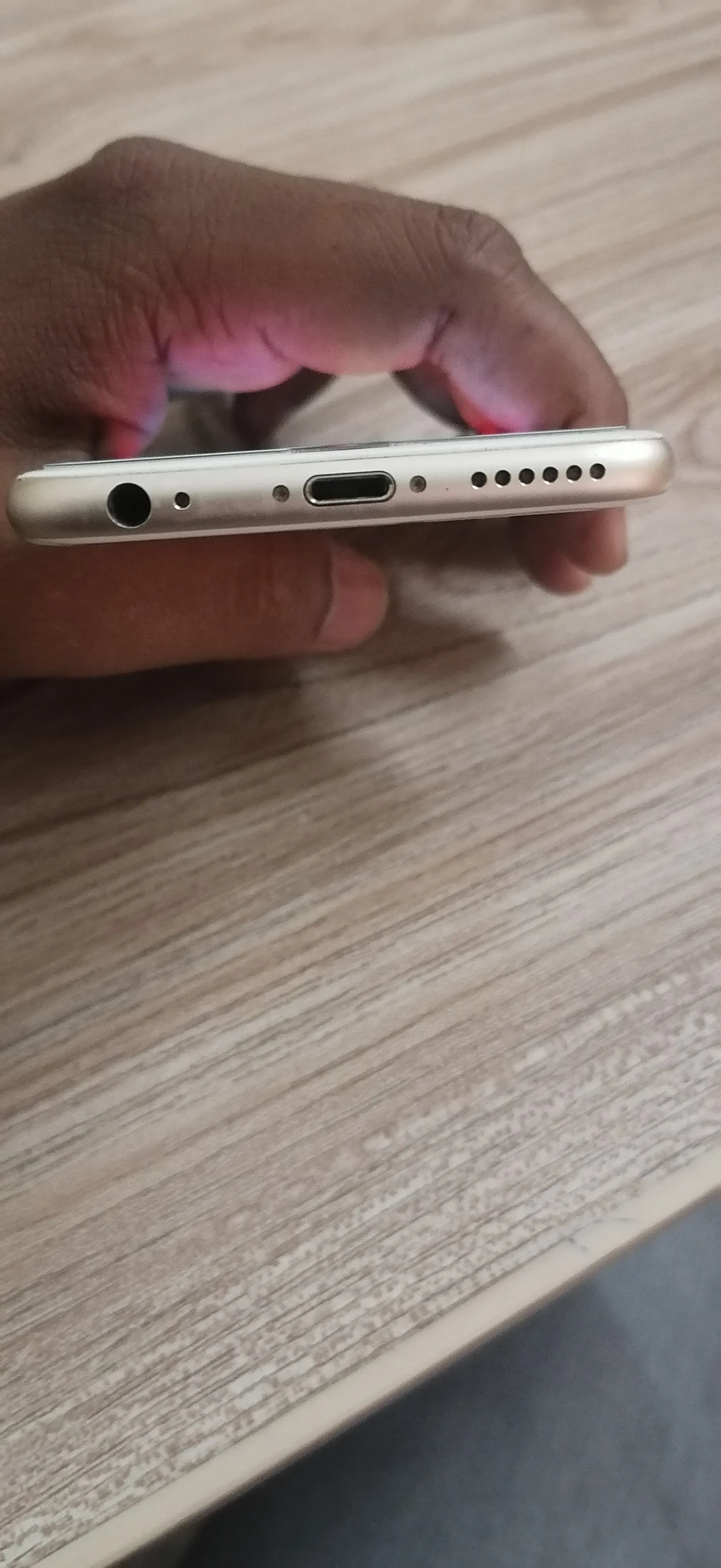 Iphone 6s 64gb with box - photo 2