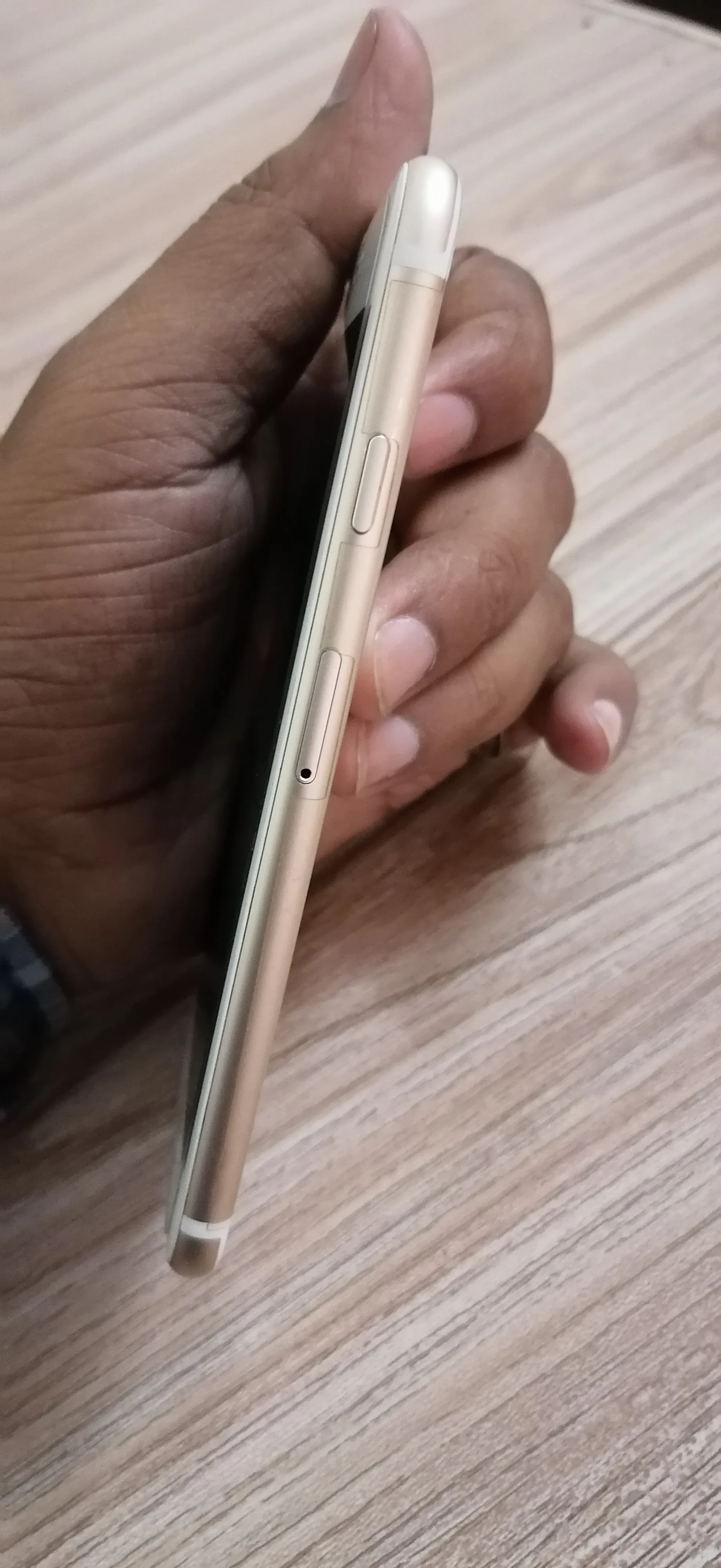 Iphone 6s 64gb with box - photo 3