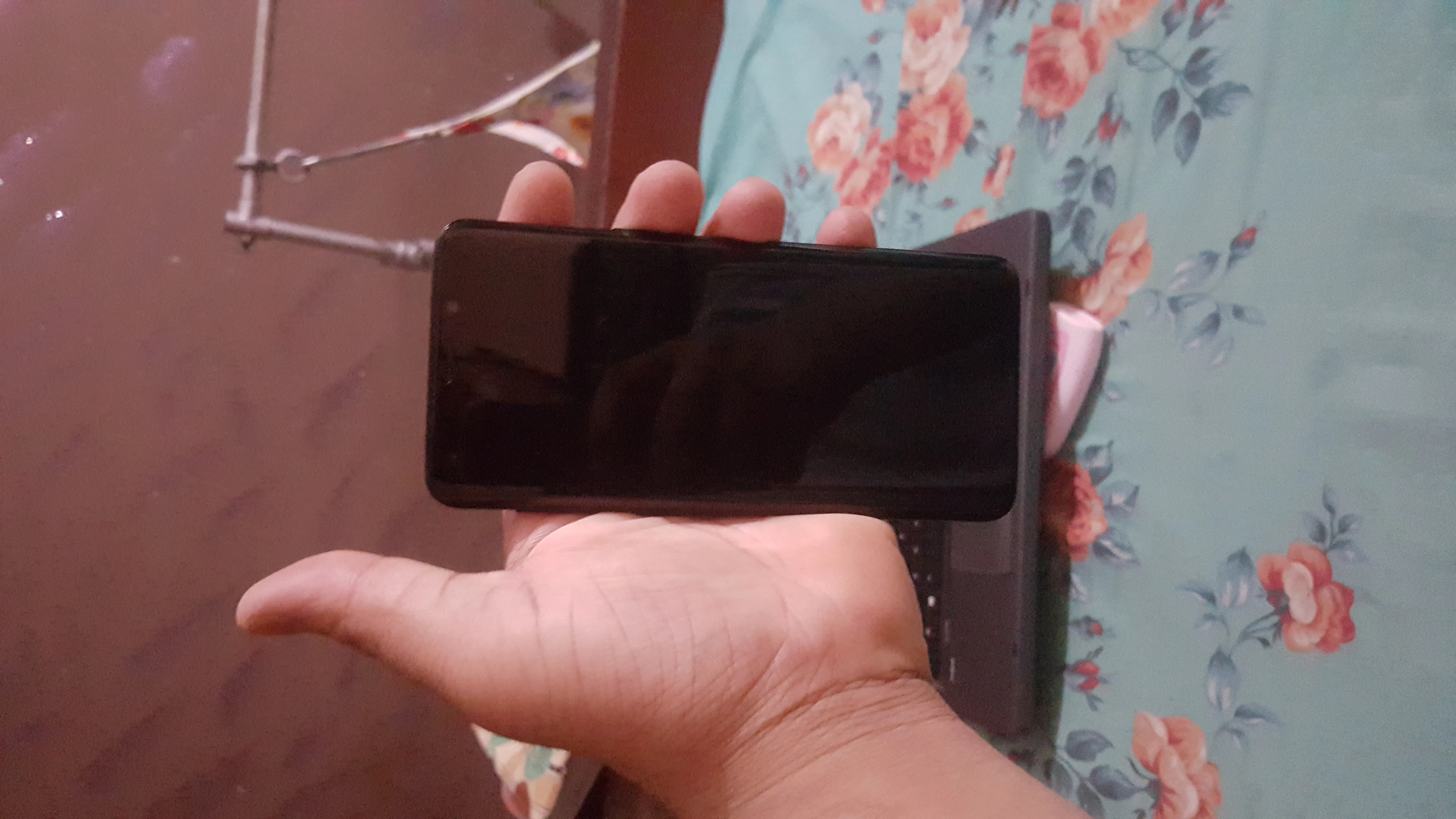 Samsung S9 - photo 2