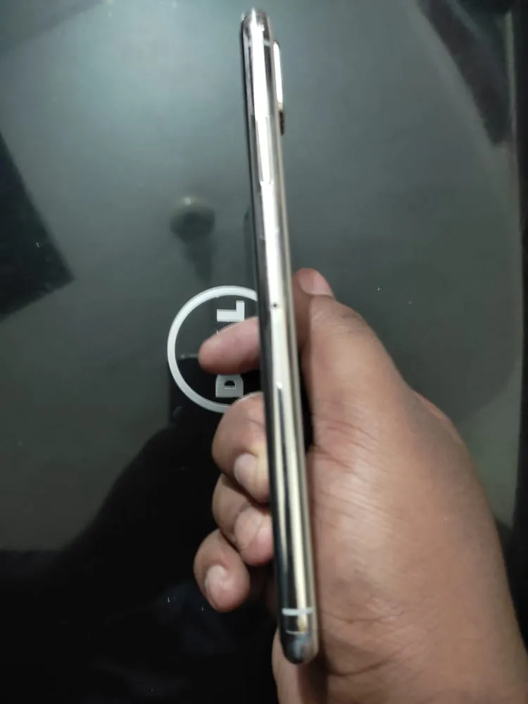 Iphone Xs Max 64 GB - photo 2