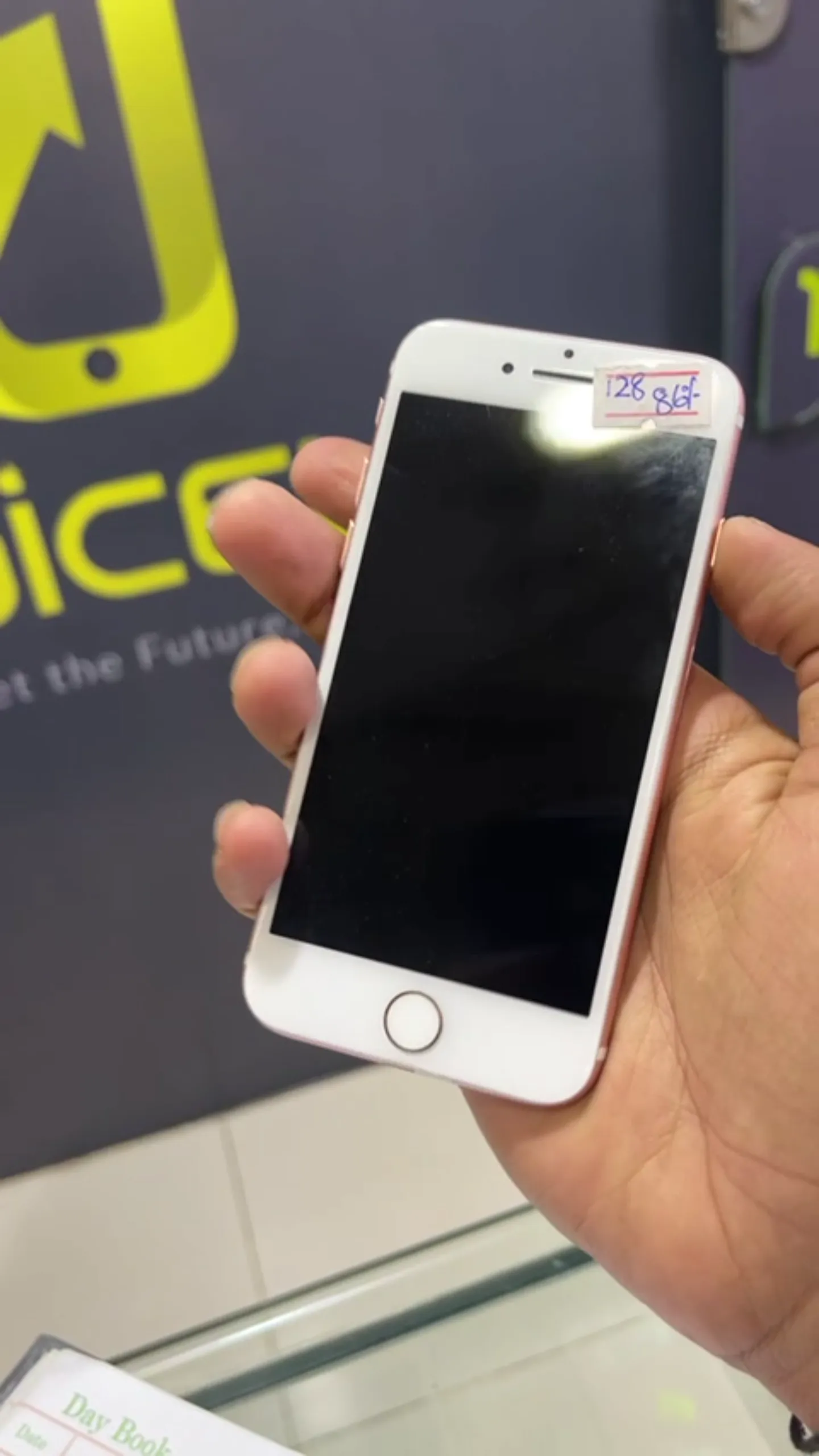 IPhone 7 128gb pta approved