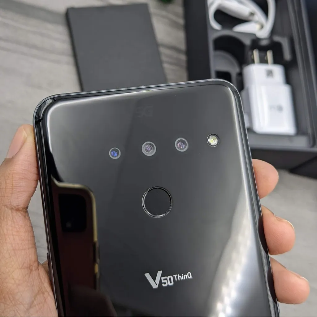 Lg V50 5G full box 10/10 - photo 1