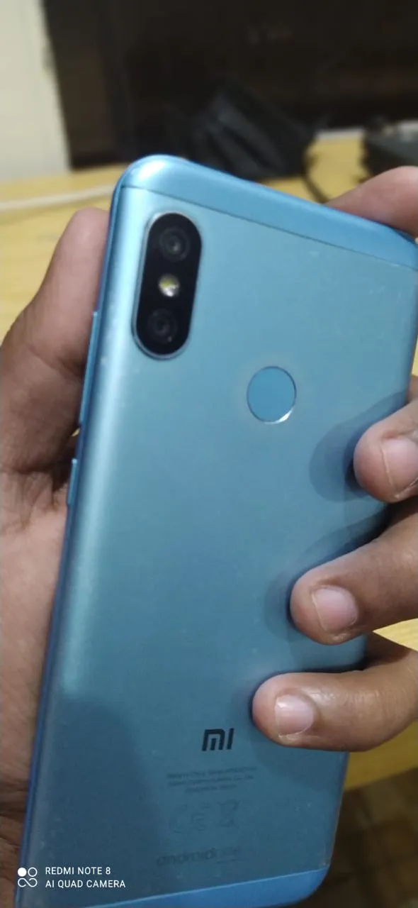Xiaomi Redmi mi A2 Lite - photo 1
