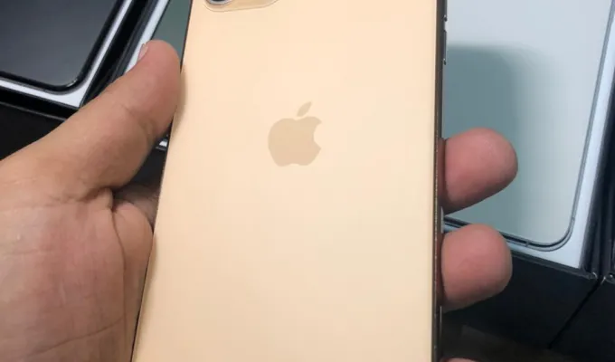 Iphone 11 pro max turkish A+ master copy - photo 1