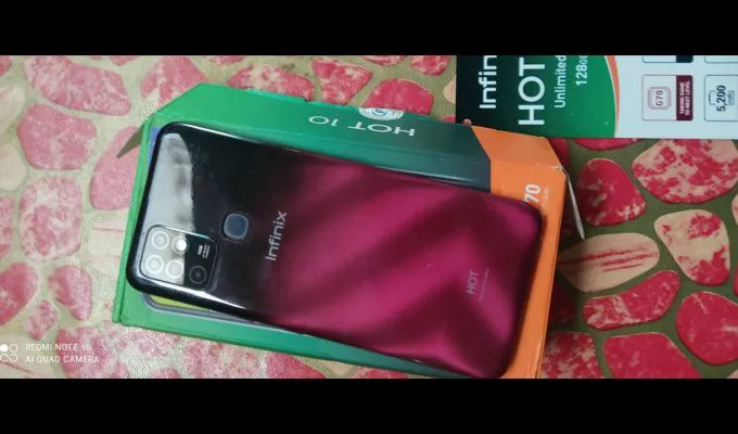 Infinix Hot 10 - photo 3