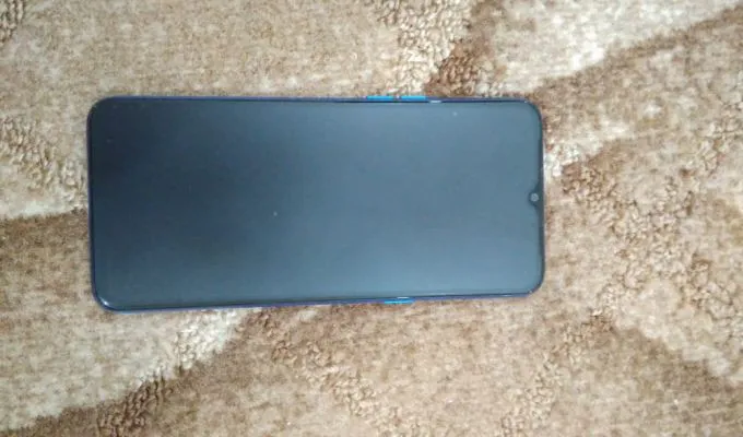 Realme 5 4/64 for sell - photo 1