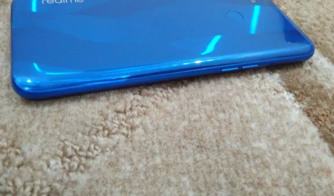 Realme 5 4/64 for sell - photo 1