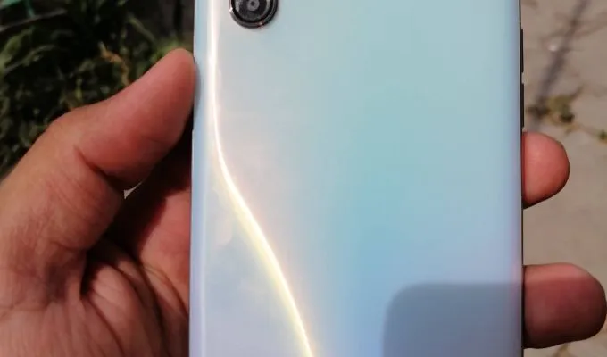 Realme 6 comet white - photo 1