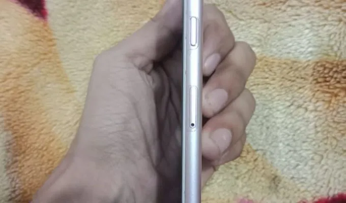 Iphone 6s plus 16gb with box - photo 3