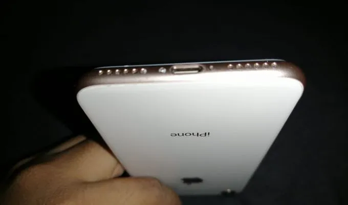 Iphone 8 - photo 1